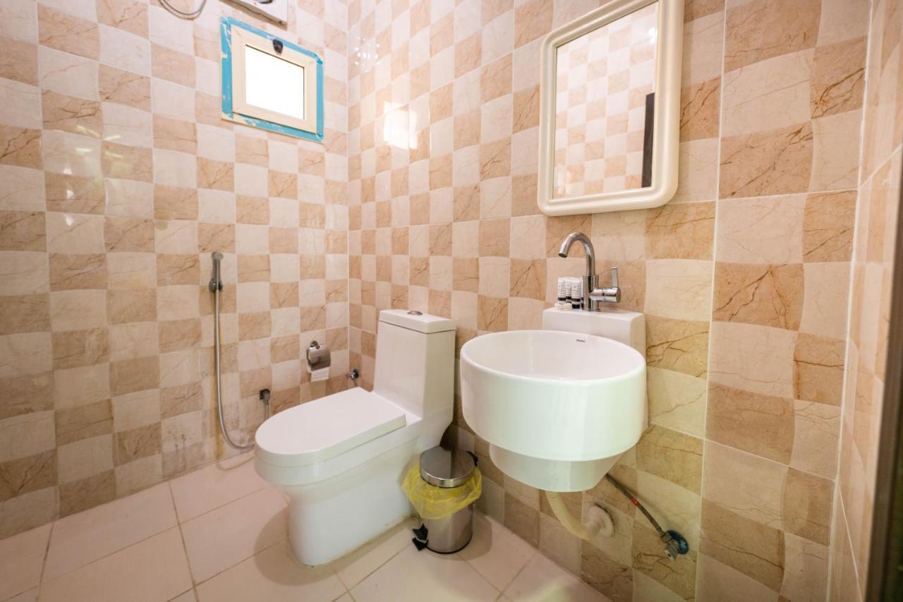 Mirada Gold Jizan - Resort & Private Pools Bagian luar foto Bathroom
